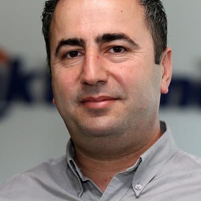 Portrét: Rachid Khalil
